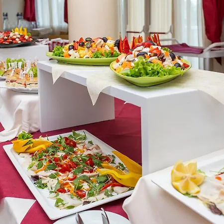 Olympus Hotell 4*