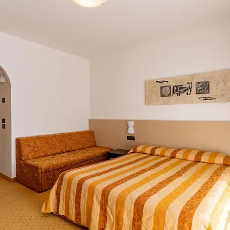 Hotell Olympus Caorle